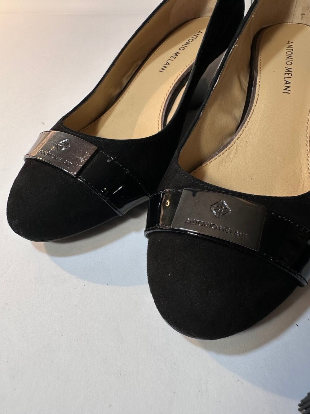 Antonio Melani Black Suede Wedge Heels 8.5M Patent Trim Logo Plate Comfort Pumps
